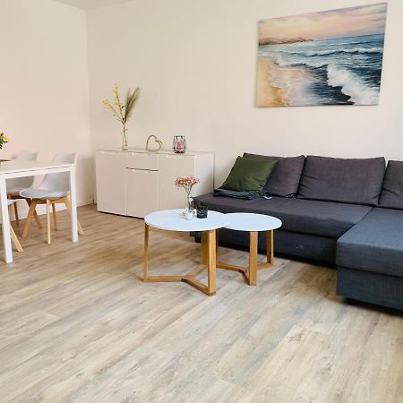 ברונסבוטל Feddersen Living Kernsanierte Ferienwohnungen - Gemuetlich - Netflix - Voll Ausgestattet - Zentral מראה חיצוני תמונה